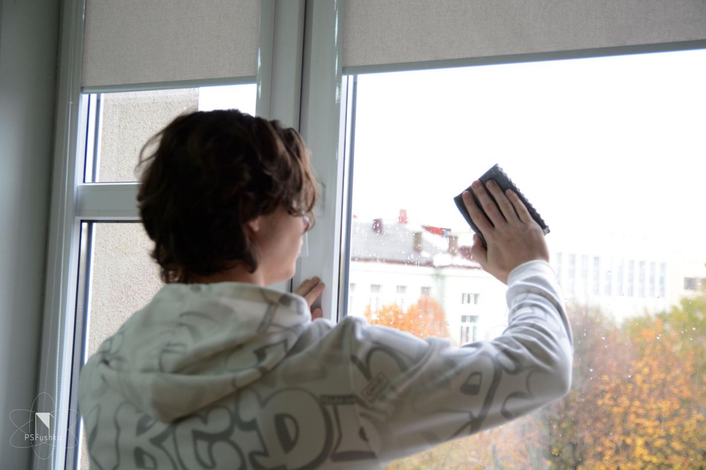 «Чистый дом» и факультетский субботник. Студенты ПСФ привели в порядок общие зоны